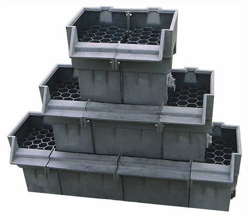 Left/Righ Spillway End Pieces Unassembled, 3
